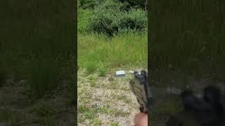 Uzi Pistol vs Xbox 360