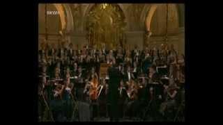 Handel - Music spread thy voice around, Now a different measure try (Solomon)