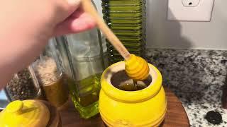 My honest review of the Le Crueset honey pot &dipper-- link in description!
