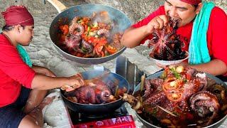 Yummy Catching & Cooking! Octopus curry spicy - Cooking Octopus, Shells for Eating delicious