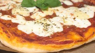 Ricetta impasto per Pizza veloce  buonissimo  e leggero  e salsa veloce