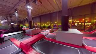 Play in Utrecht - Trampolinepark