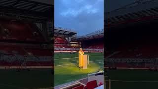 Adhan à ANFIELD LIVERPOOL FC ️