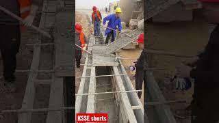 Drainage concrete pouring technique,without wasting of material and very fast #innovation #subscribe