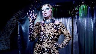 Drag queen & Makeup artist Frances Cobean :: Performance on a soul song in Polygon gay club Budapest