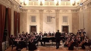 W. A. Mozart - Koncert fortepianowy A-dur  KV 488 - Mateusz Perz