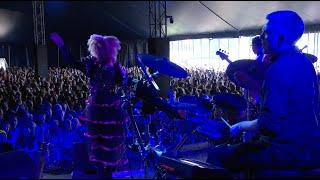 Toyah & Robert  - Enter Sandman (Live At Isle of Wight Festival 2024) | #SaturdaySongs