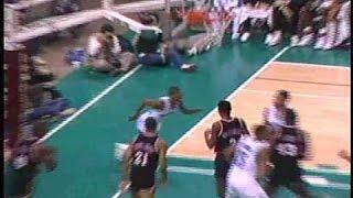 Crazy muggsy bogues dunk!