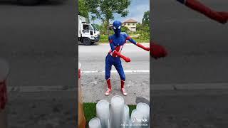 Lawak spider-man