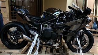 FIRST KAWASAKI H2R OF PAKISTAN | Unboxing | Review | ZS MotoVlogs