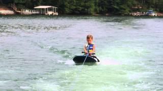 Karter knee boarding 2