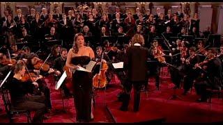 Julie Fuchs: Mozart's Mass in C  Kyrie eleison