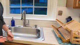 Arofa Kitchen Faucet with Pull Down Sprayer Review, A modern look, great design, and convenience!