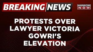 Breaking News | Lawyers Stage Protest Outside Madras High Court Over LC Victoria Gowri's Elevation