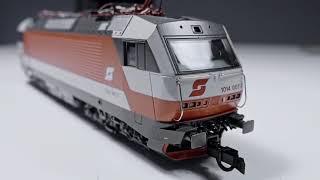 Roco ÖBB 1014 "Sisi" - in diorama scenery - with details