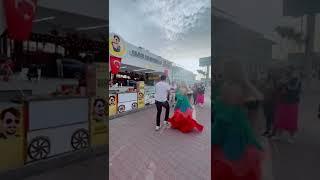 Piumi Hansamali With Turkish IceCream Man Dance With Turky Ice Cream Man #piumihansamali #turky