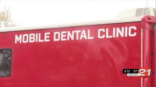 Mobile dental clinic helps with urgent needs