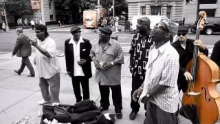 Acapella Soul - This Magic Moment  (New York streets artists)