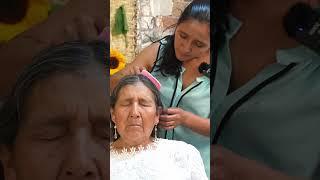 Masaje de relajación ASMR y limpia energética de Doña Esperanza con susurros suaves #relax #shorts