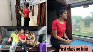 1st Class Ac Train  || phele bar travel kiya humne || mumma,papa,bhen ko surprise diya maine 