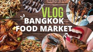 Eating insects in Bangkok | سوق الأكل في بانكوك - بيأكلوا الحشرات