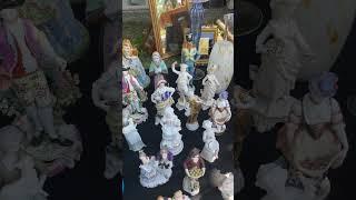 Фарфоровые статуэтки.