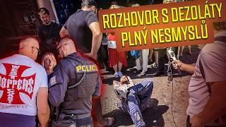 VÁLKA: TŘÍHODINOVÝ ROZHOVOR S DEZOLÁTY