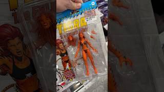 Ross Finds! Toy hunt finding cheap action figures and toys! Smash Marvel Legends and Gundam #shorts