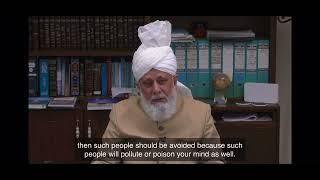 Managing relationship with Ex-Ahmadis