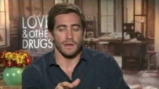 Jake Gylenhaal, Anne Hathaway talk nudity in 'Love and Other Drugs'