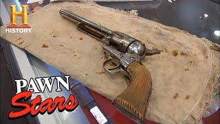 Pawn Stars: INFAMOUS WILD WEST REVOLVER Killed Jessie James *$250,000 PRICE!* (Season 8) | History