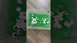 Sensory Bin - Halloween Sensory Play #sensorybin #sensoryplay