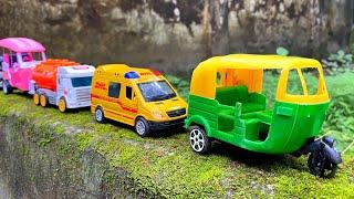 Driving DHL Car, Electric Auto Rickshaw, CNG, Scoter and Covered Van by Hand on the Outer Wall