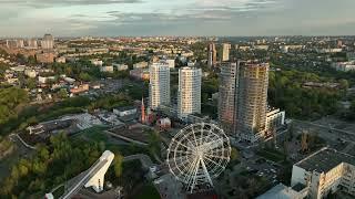 Колесо Обозрения . Нижний Новгород. Ferris wheel in rainbow colors. DJI MAVIC 3 .