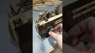 Repairing an old PYE valve radio that's not working.