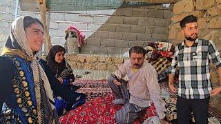 Mehdi, Kobra, Saman each on new paths. Will Kobra become a bride? Will Saman also be successful?