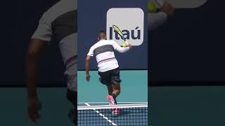 KYRGIOS TRICKSHOT 