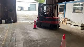 Scotland Forklift Training - Counterbalance B1 Forklift Reverse figure of 8