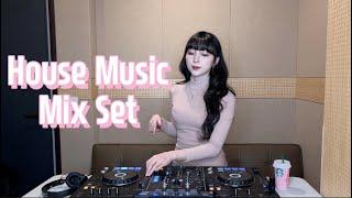 House music can be so exciting!!  Into the charm of house music...  ⎮Dance Pop, House Mix Set