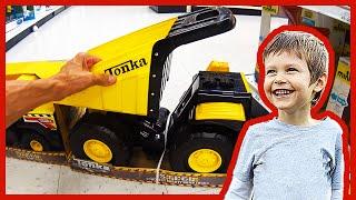 Tonka Toy Dump Truck At Toys"R"Us - Toy Truck Hunt Day 4