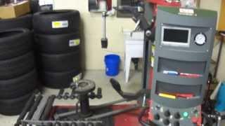 HILLYARD CUSTOM RIM&TIRE LEVERLESS TOUCHLESS TIRE MACHINE IN STOCK NOW