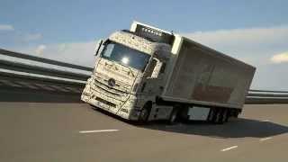 Mercedes-Benz Trucks Blind Spot Assist - Video