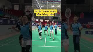 luyện đánh cầu lông . #badminton #quynh #caulong