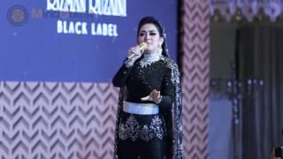 Syahrini - VHijrah Fashion Show