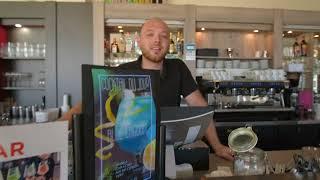 Rencontre avec Lucas, Barman au Village Club Miléade de Carqueiranne