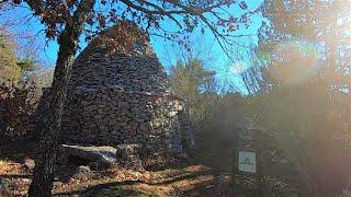 Village abandonné de Travignon, Bories et Aiguiers en Provence