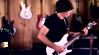 Joe Satriani "Satch Boogie" At: Guitar Center