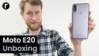 Moto E20 Unboxing and Hands On