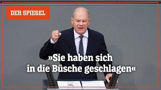 Schlagabtausch von Scholz und Merz im Bundestag | DER SPIEGEL