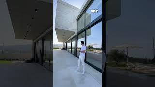 Консольный этаж в архитектуре дома и защита гостиной от солнца